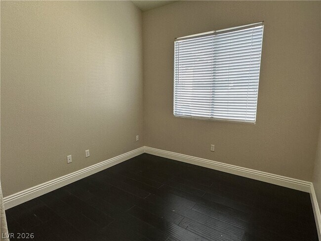 Building Photo - 5244 Ladyhawk Way