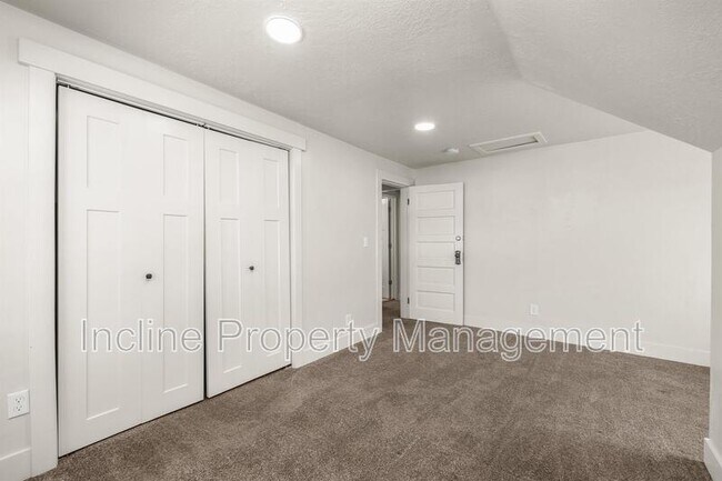 Building Photo - 43 N 100 W