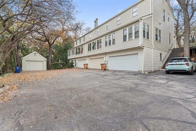 Building Photo - 735 Patterson Ave