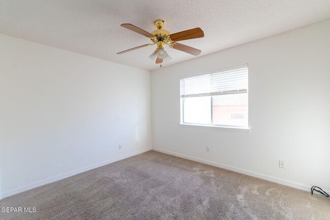 Building Photo - 7037 Luz De Espejo Dr