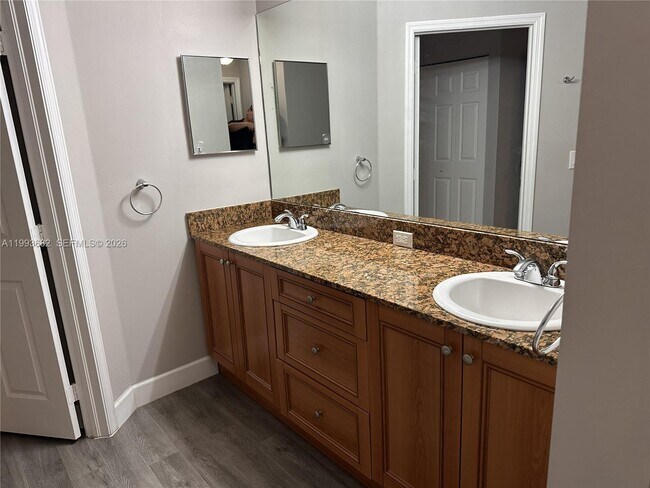 Building Photo - 20257 Royal Villagio Ct