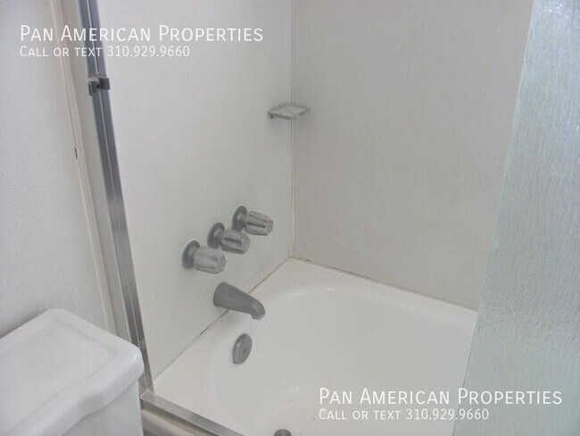 Building Photo - 3523 W Mungall Dr
