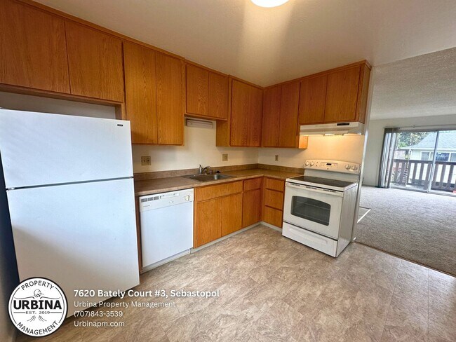 Building Photo - Bately Court Properties