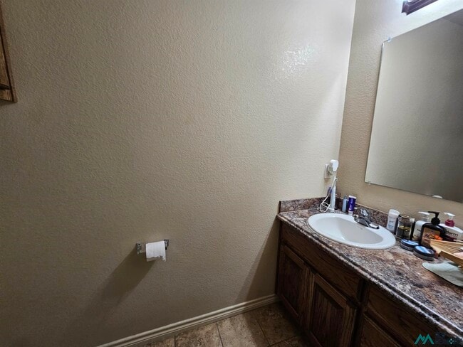 Building Photo - 104 Gayland Dr