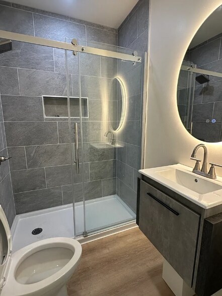 Building Photo - 1126 Walker St