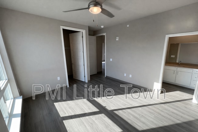 Building Photo - 12983 W Ida Ave