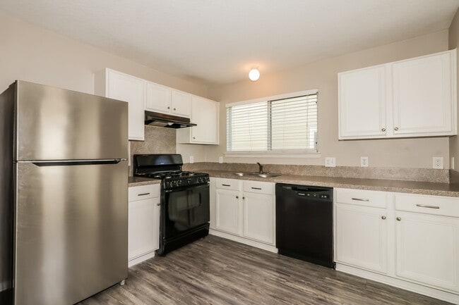 Building Photo - 20908 Patriot Park Ln