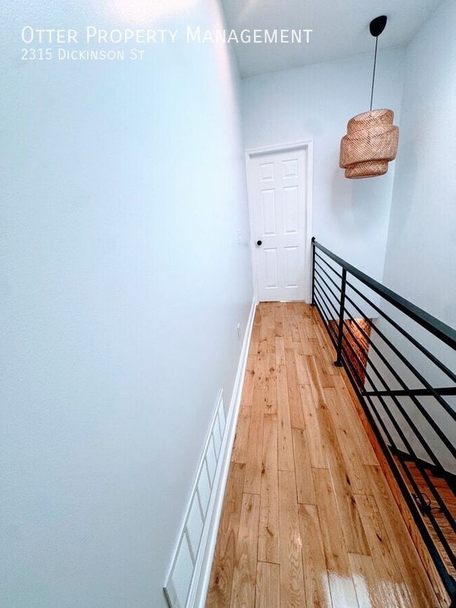 Building Photo - 2315 Dickinson St