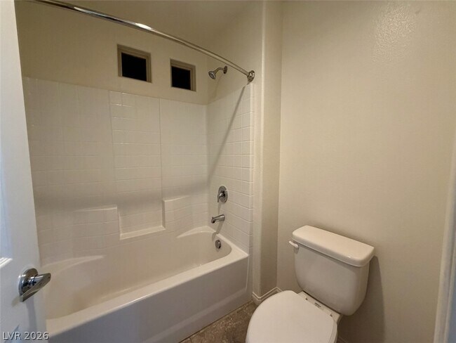Building Photo - 5844 Middle Rock St