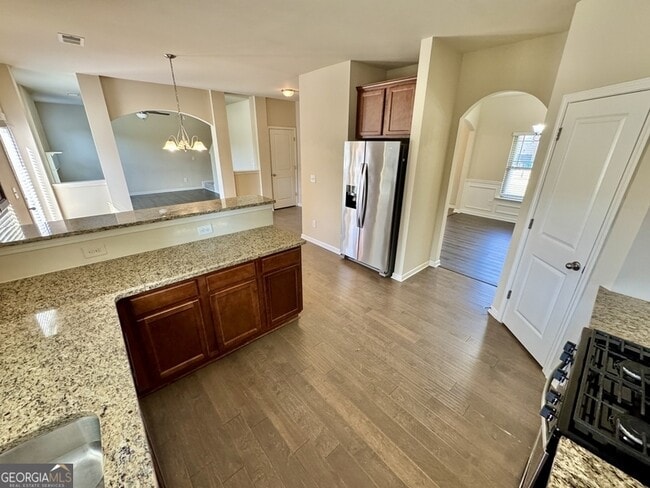 Building Photo - 130 Sparkling Spring Trail