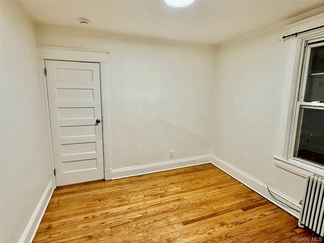 Building Photo - 137 Lake Ave