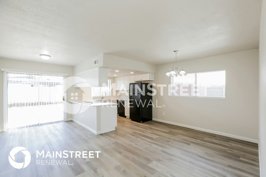 Building Photo - 3522 W Malapai Dr
