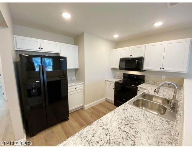 Building Photo - 3202 Bandon Dunes Wy