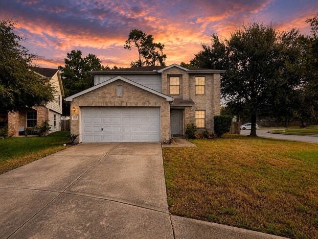 Building Photo - 3215 Legends Hill Ct