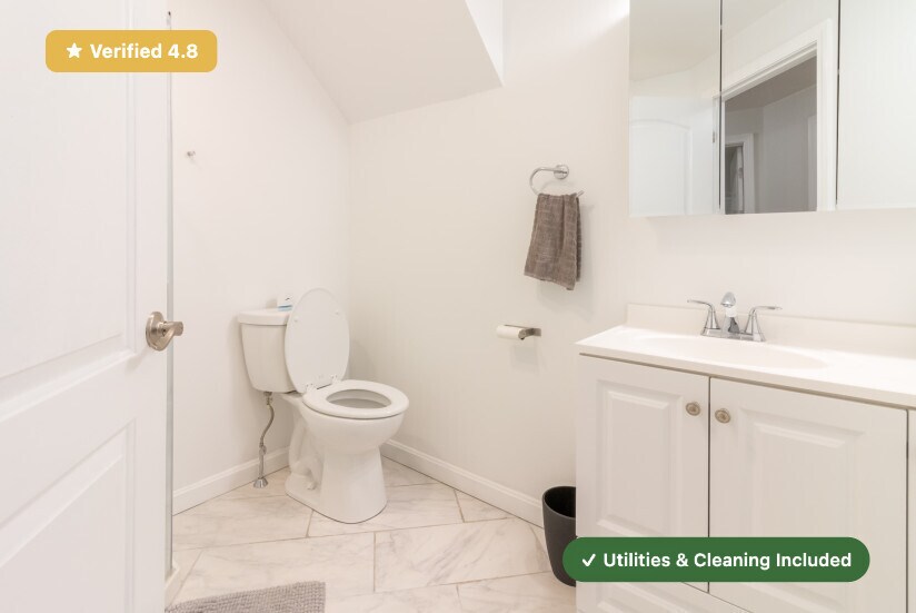 Building Photo - Furnished Private Bedroom in East Boston