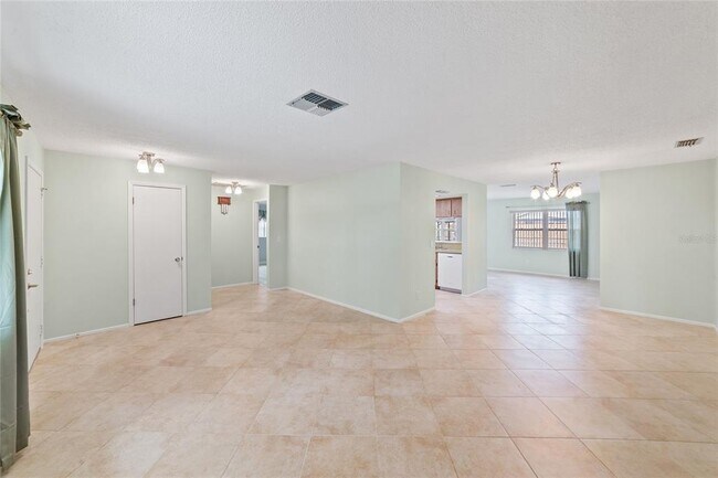 Building Photo - 4243 Chipmunk Dr