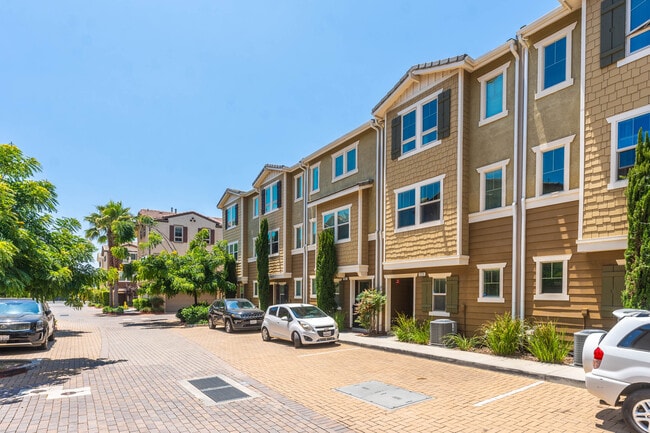 Building Photo - 7225 N Cedar Rd