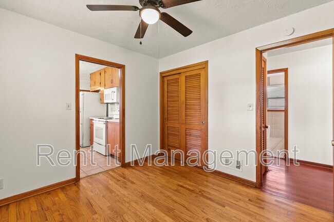 Building Photo - 5416 Browne St