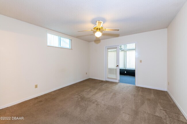 Building Photo - 157 Bob White Ct