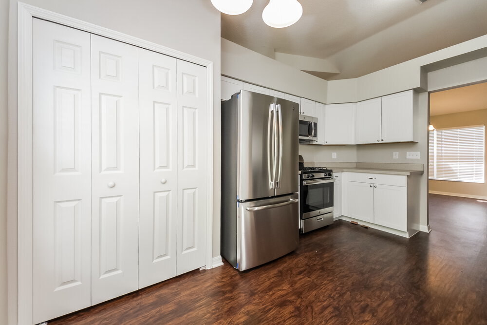 Building Photo - 12110 Woodglen Cir