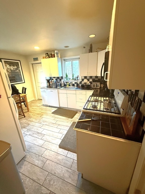 Building Photo - 3 Paige Ave