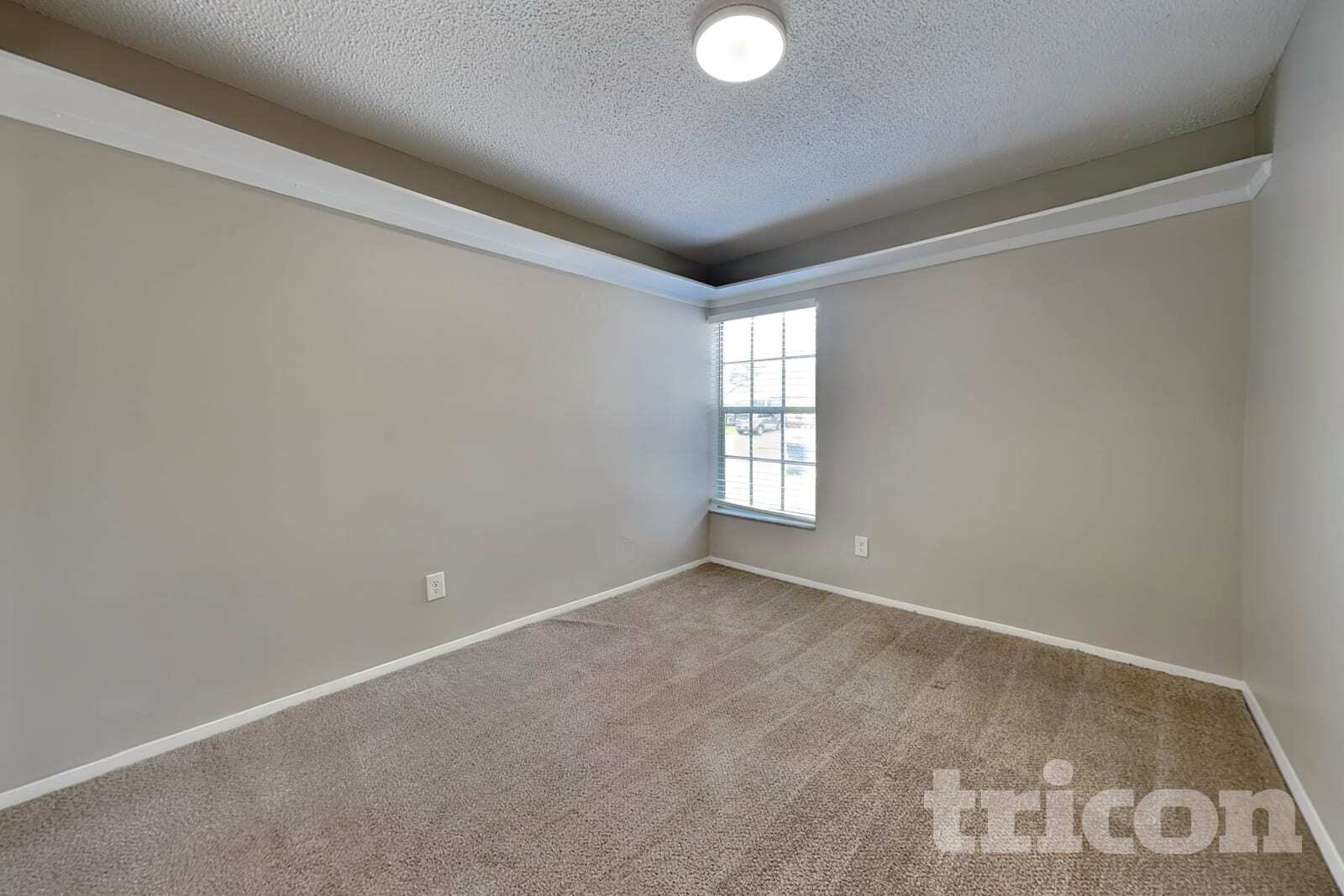 Building Photo - 13344 Laraway Dr