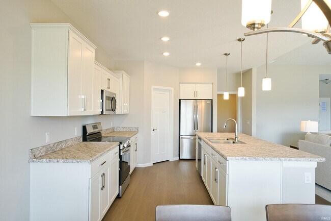 Building Photo - 5437 Broad Fields Cove