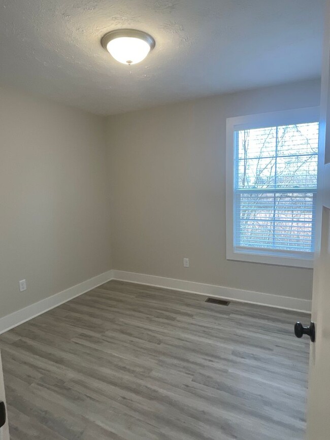 Building Photo - New Construction Townhome in a great locat...