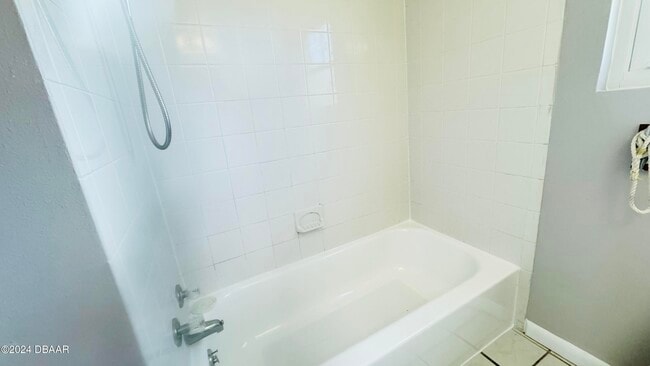Building Photo - 215 Rockefeller Dr