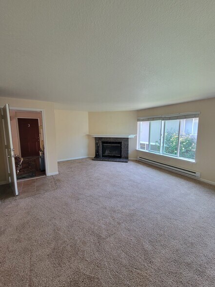 Building Photo - 1002 SW 150th St