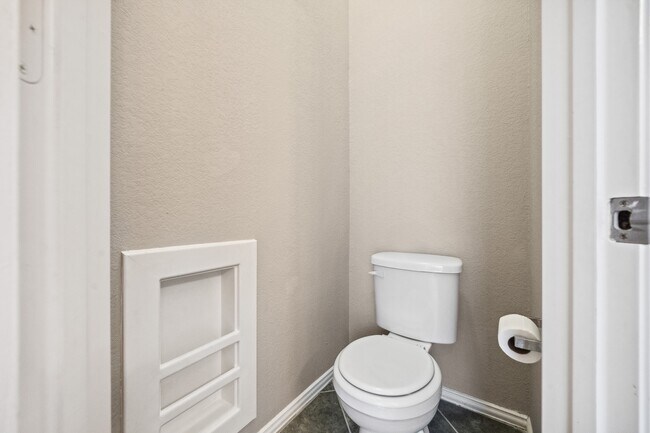 Building Photo - 17218 Double Lilly Dr