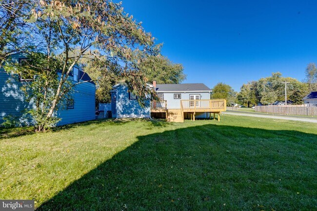 Building Photo - 5717 Station Rd