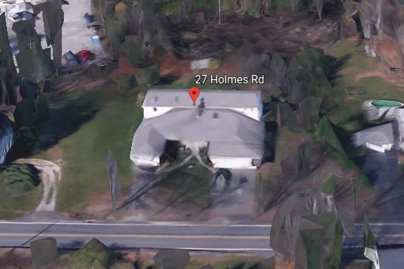 left side from front of house - 27 Holmes Rd