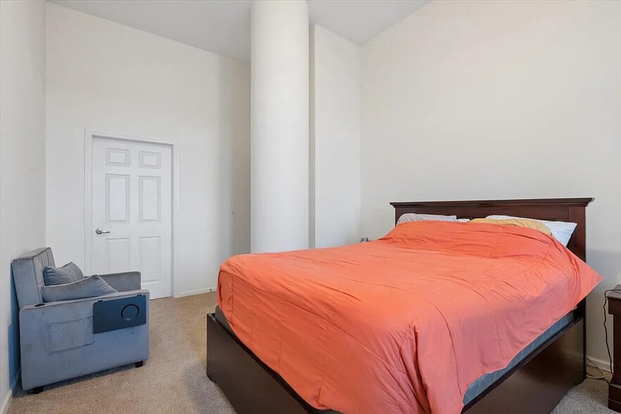 Bedroom 2 - 1255 S State St