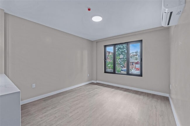 Building Photo - 43-34 53rd St