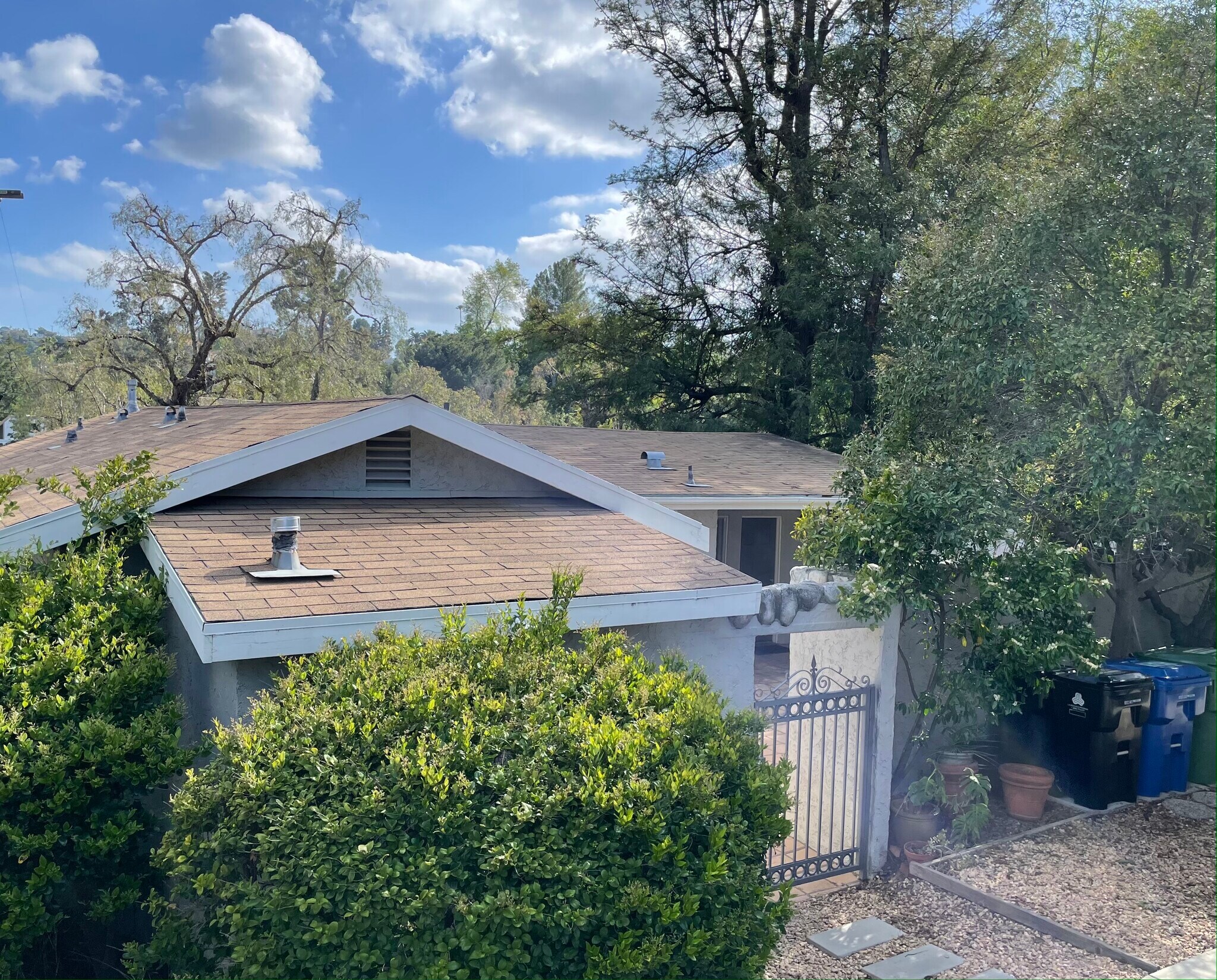 Building Photo - 5033 Campo Rd