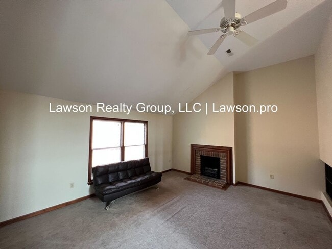 Building Photo - 2217 Jefferson St SW