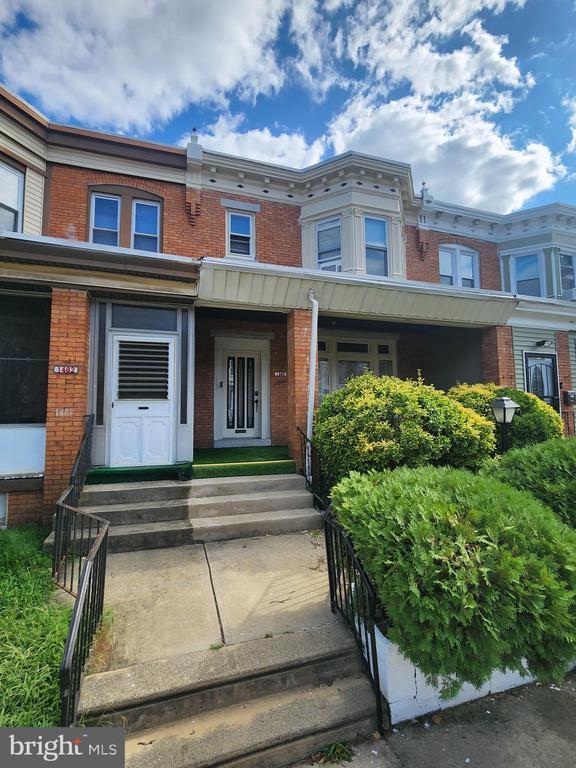 Building Photo - 1480 Bradley Ave