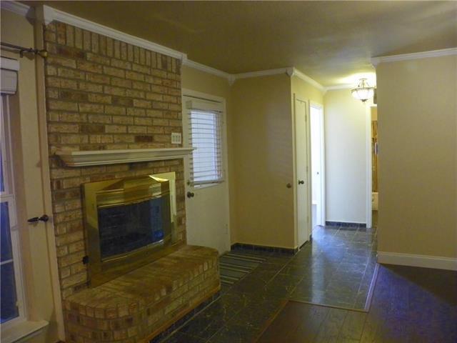 Building Photo - 209 Overleaf Dr