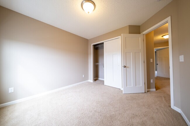 Building Photo - 9643 Scott Ln