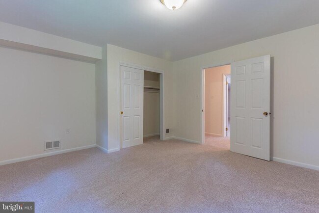 Building Photo - 6627 Hazel Ln