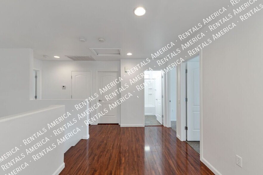Building Photo - 14374 S Camino El Galan