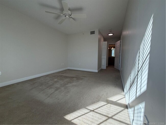 Building Photo - 610 Clematis St