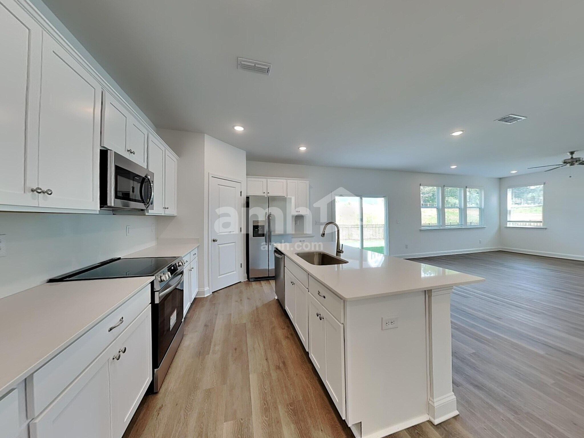 Building Photo - 1015 Bevington Dr