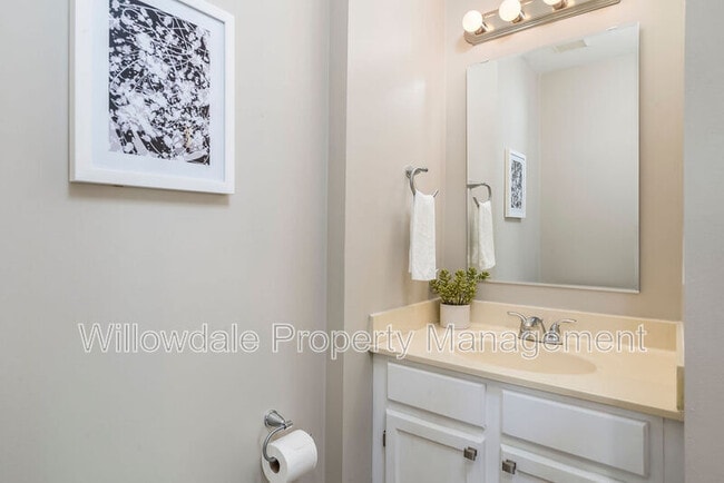 Building Photo - 4614 Pine Trace Dr