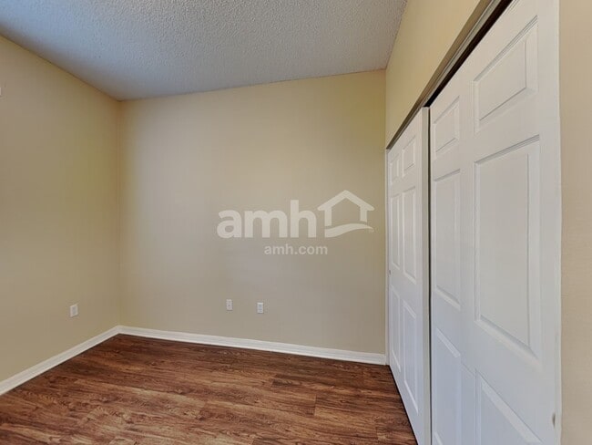 Building Photo - 1962 Kimlyn Cir