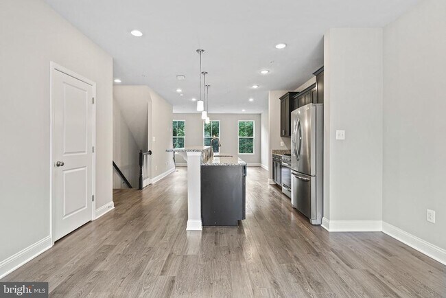 Building Photo - 7126 Tilbury Way