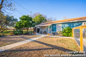 Building Photo - 235 Odell St