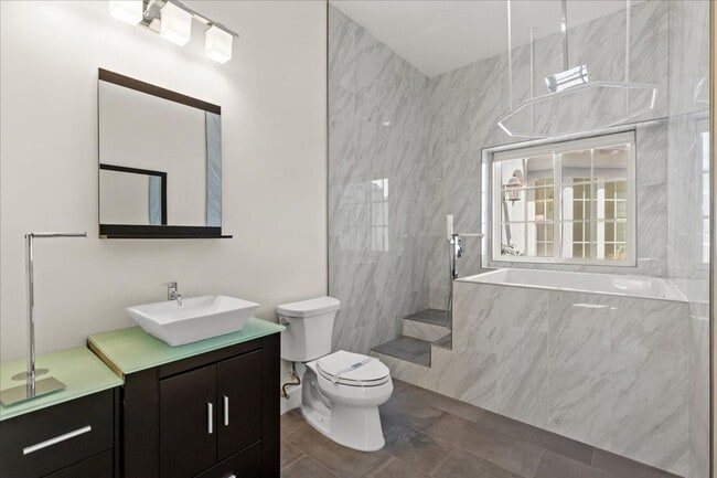 Building Photo - 3043 Red Springs Dr