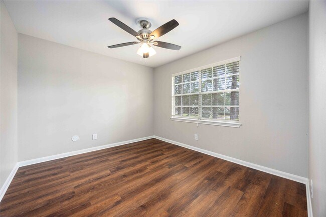 Building Photo - 6226 Allentown Dr